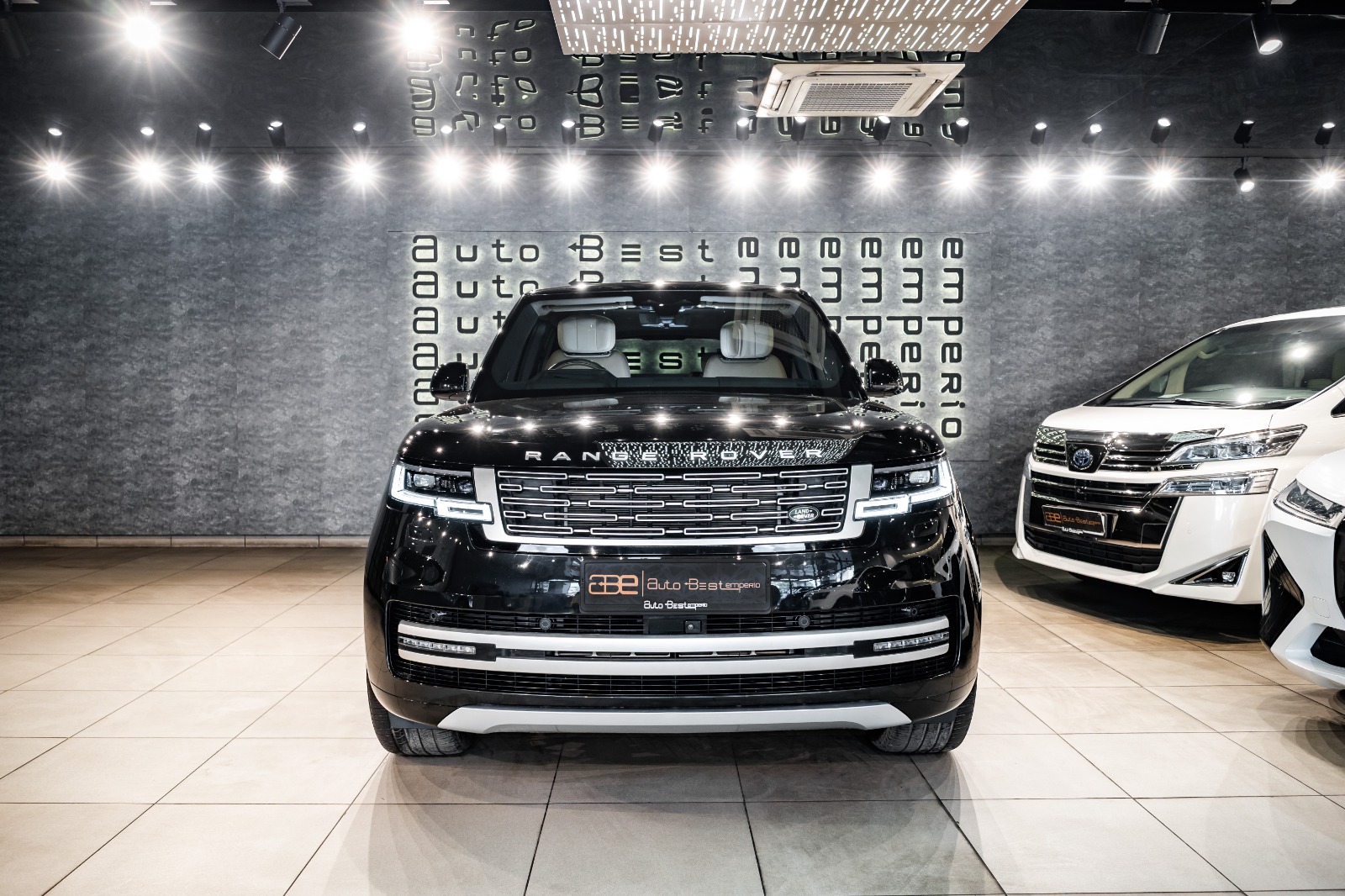 Range Rover AUTOBIOGRAPHY LWB 3.0L