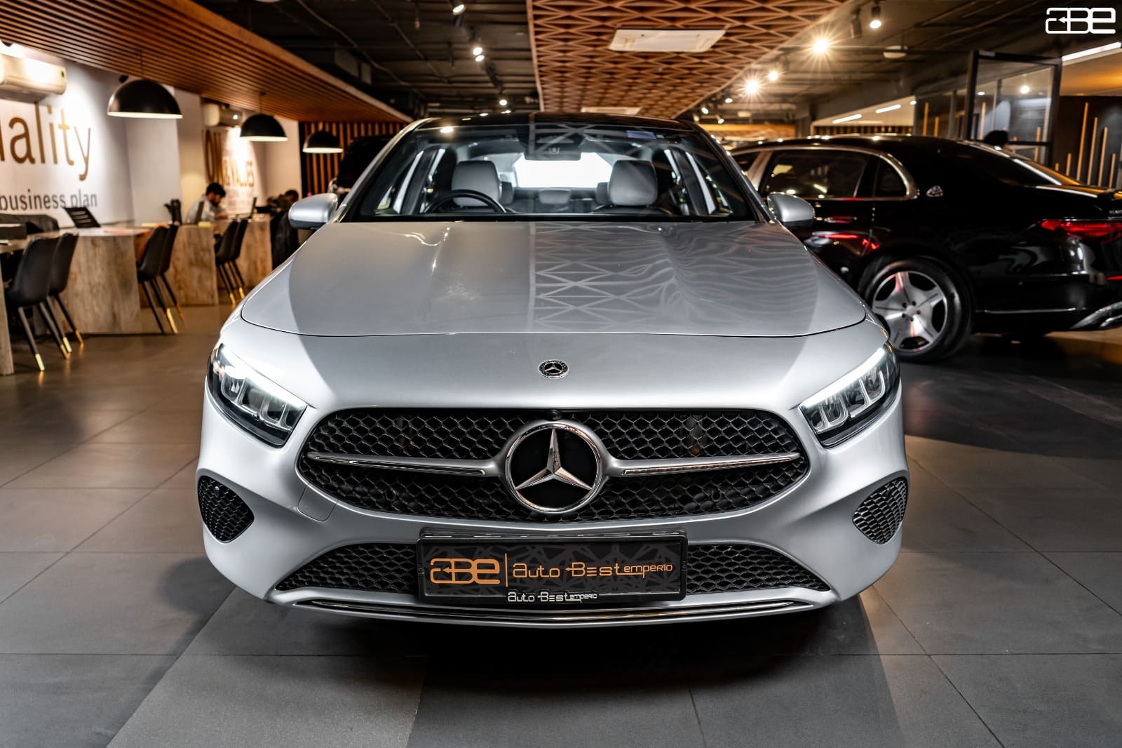 Mercedes-Benz A-Class A-200 LIMOUSINE