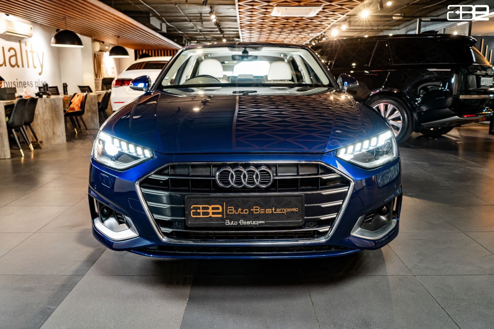 Audi A4 40 TFSI TECHNOLOGY