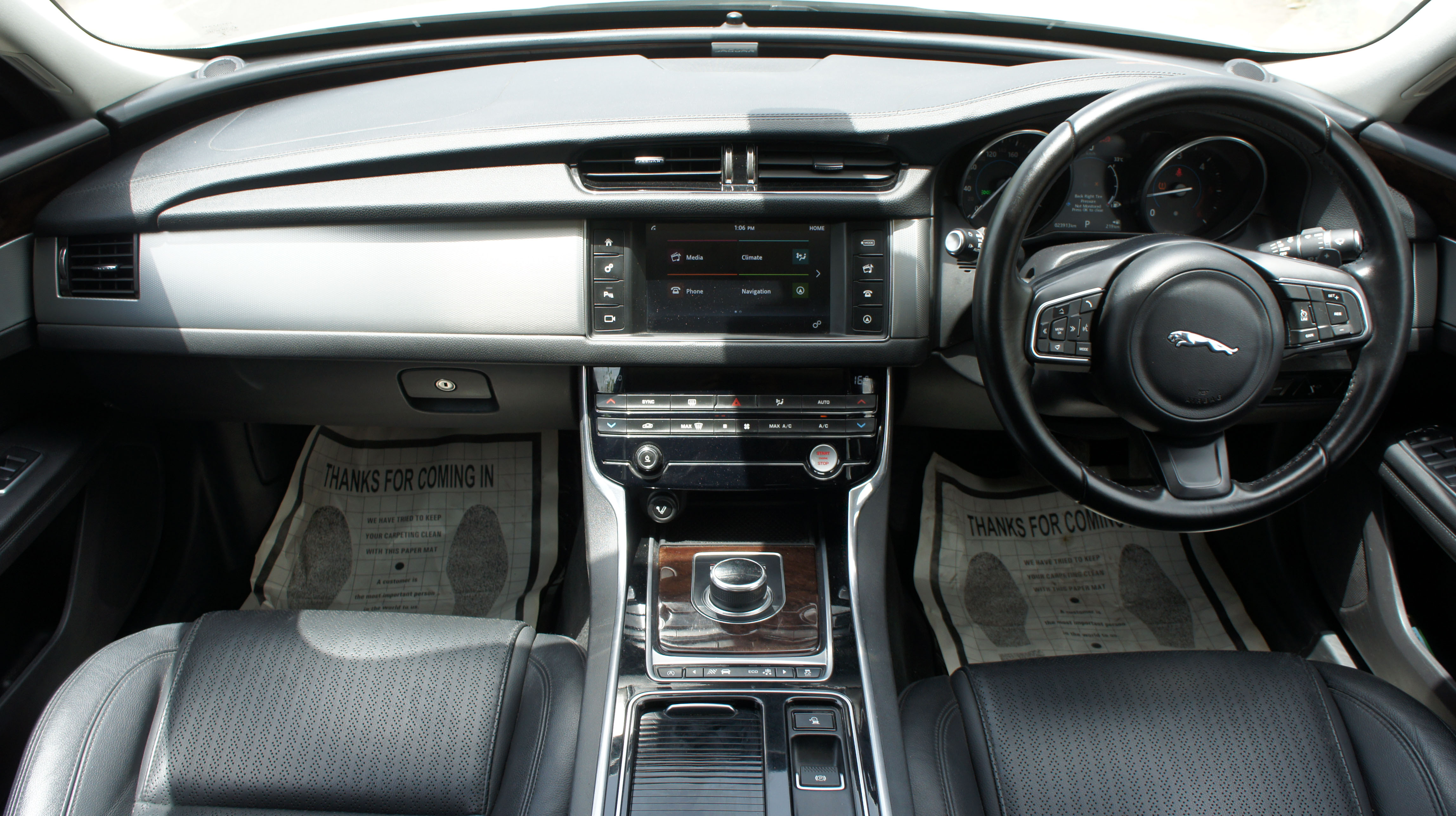 xf 0l prestige jaguar exterior features interior