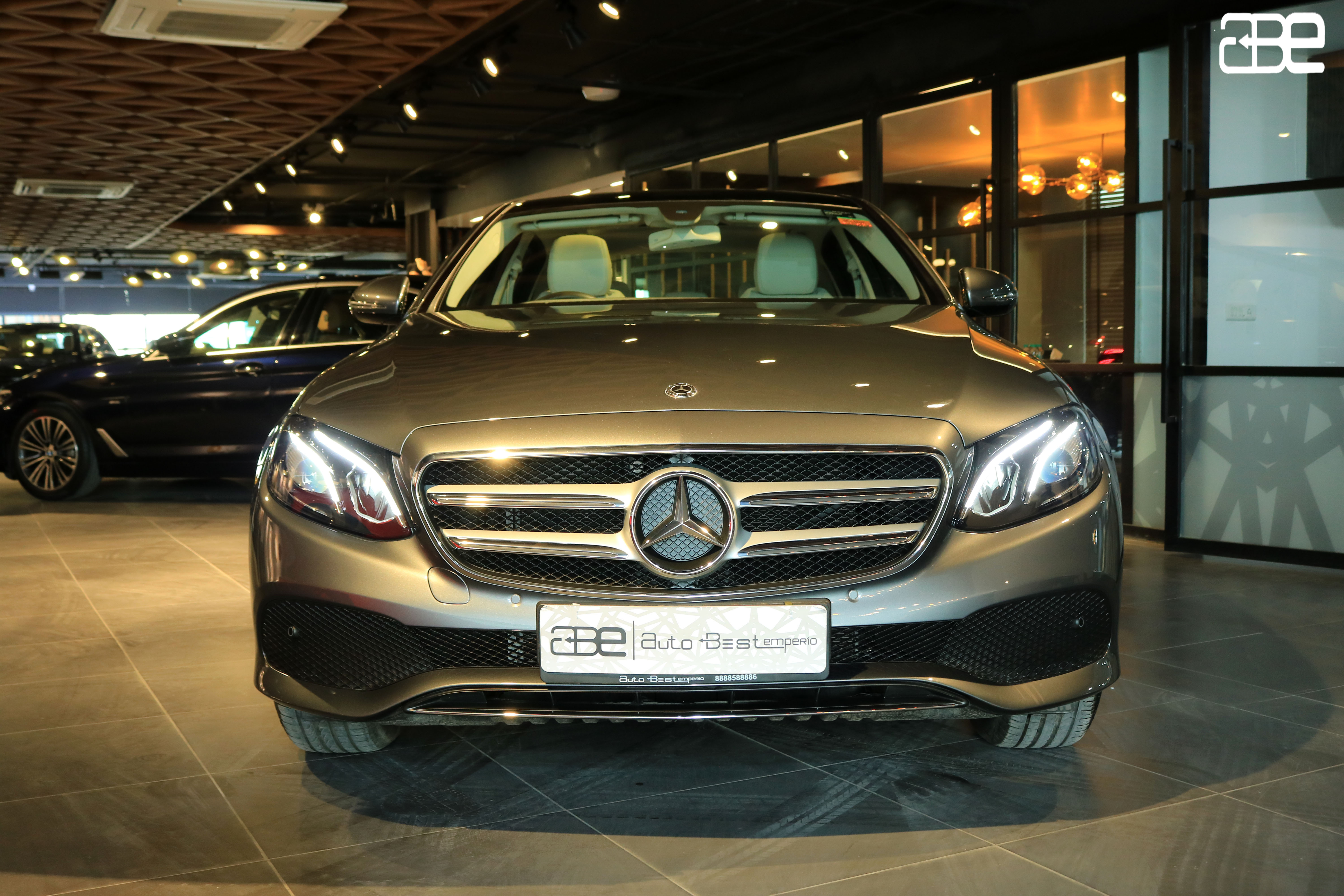 Mercedes-Benz E-Class E 220D EXCLUSIVE