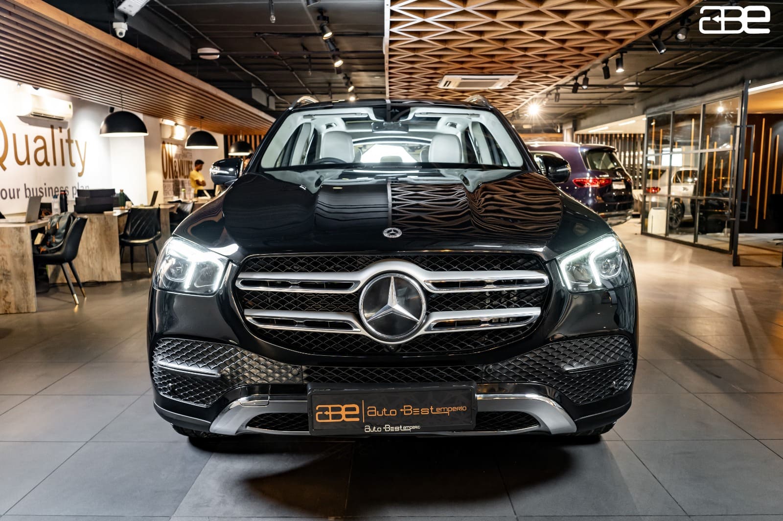 Mercedes-Benz GLE 300D 4-MATIC