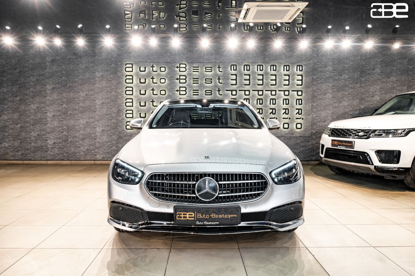 Mercedes-Benz E-Class E-200 EXCLUSIVE