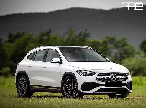 Mercedes-Benz GLA 200 1.4 L