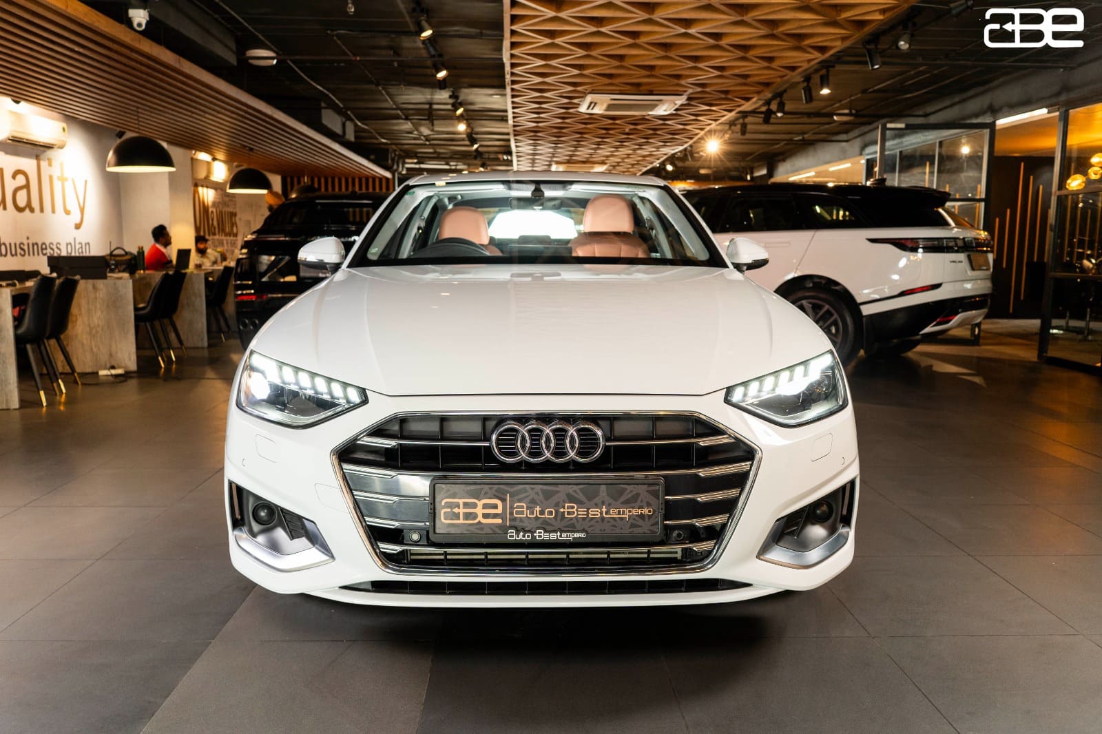 Audi A4 40 TFSI PREMIUM PLUS