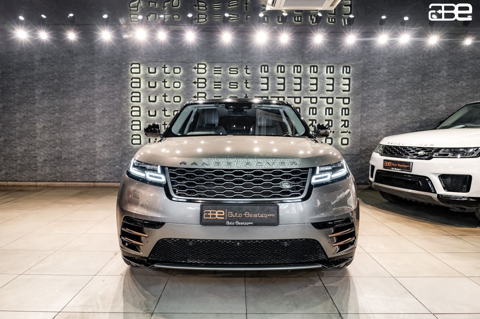 Range Rover Velar S R-DYNAMIC