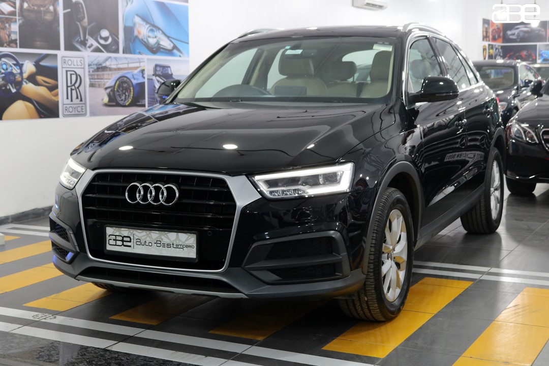 Audi Q3 30 TDI