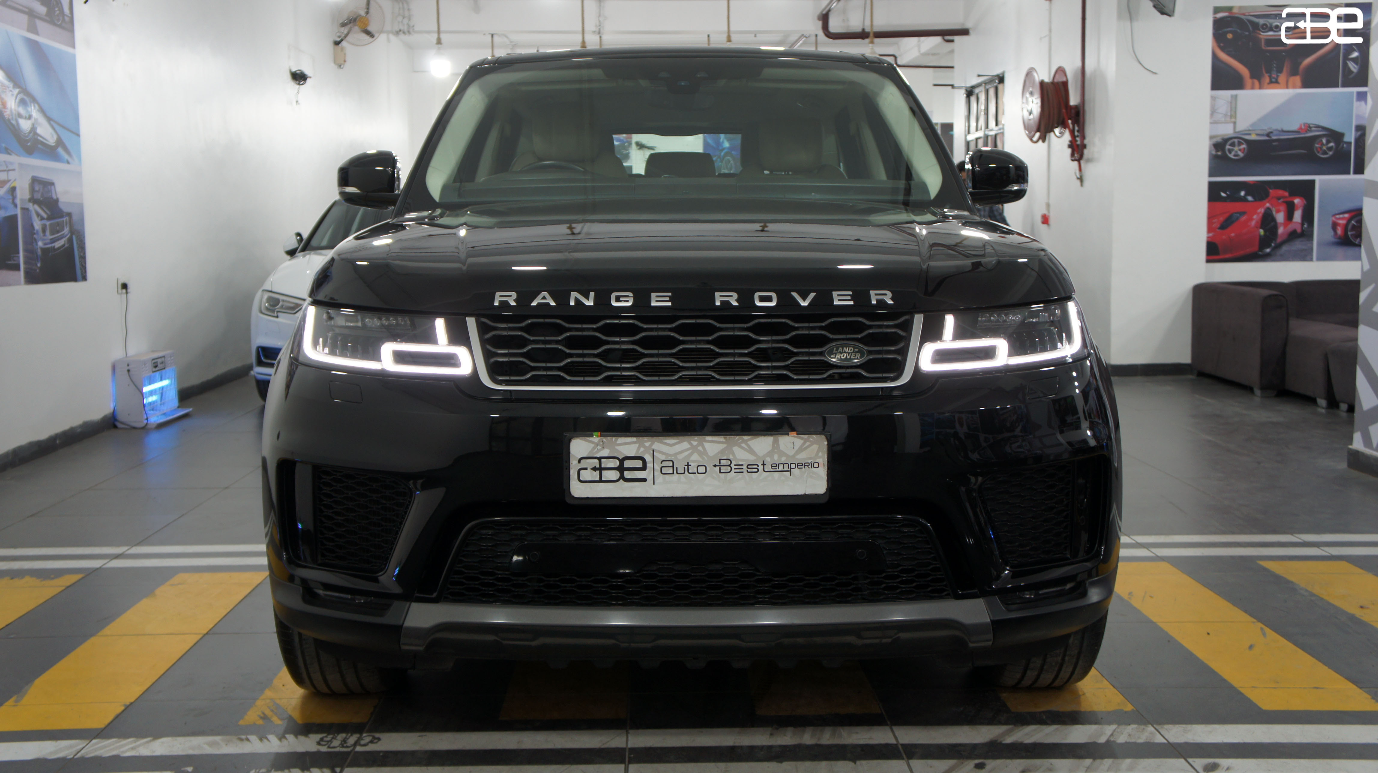 Range Rover Sport SE (New shape)