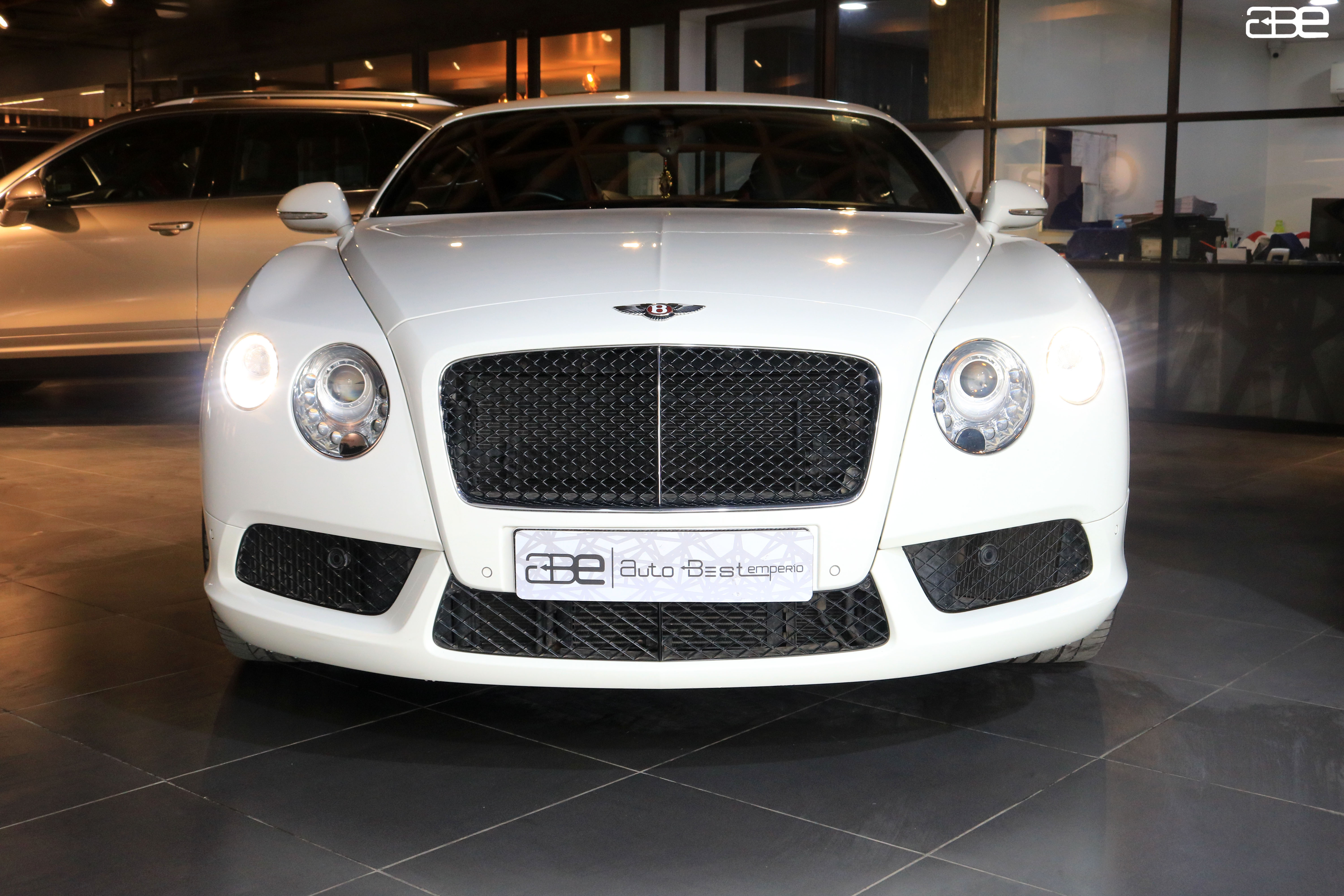 Bentley CONTINENTAL GT V8-TWIN TURBO