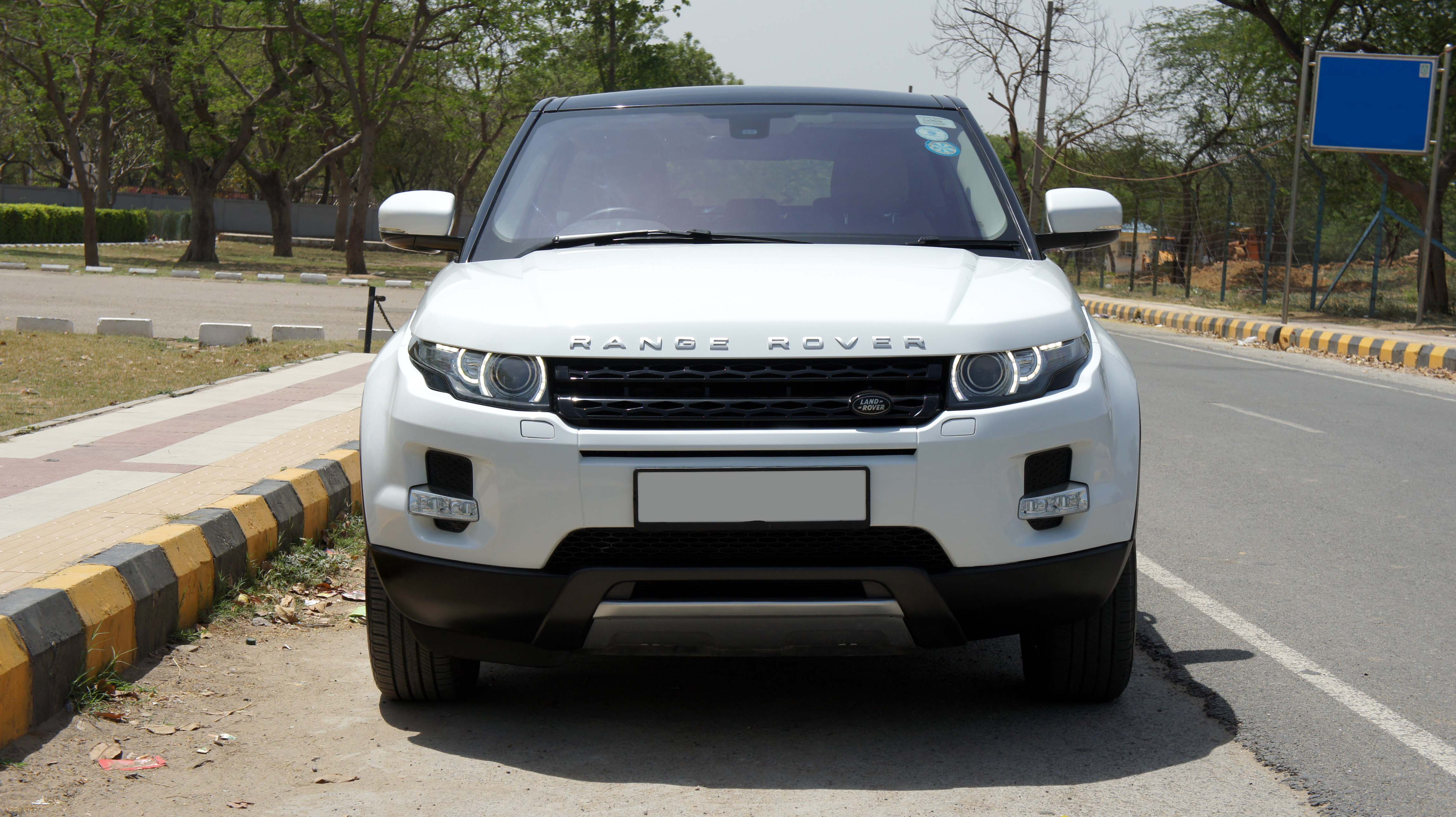 Range Rover EVOQUE PURE 2.2 DIESEL