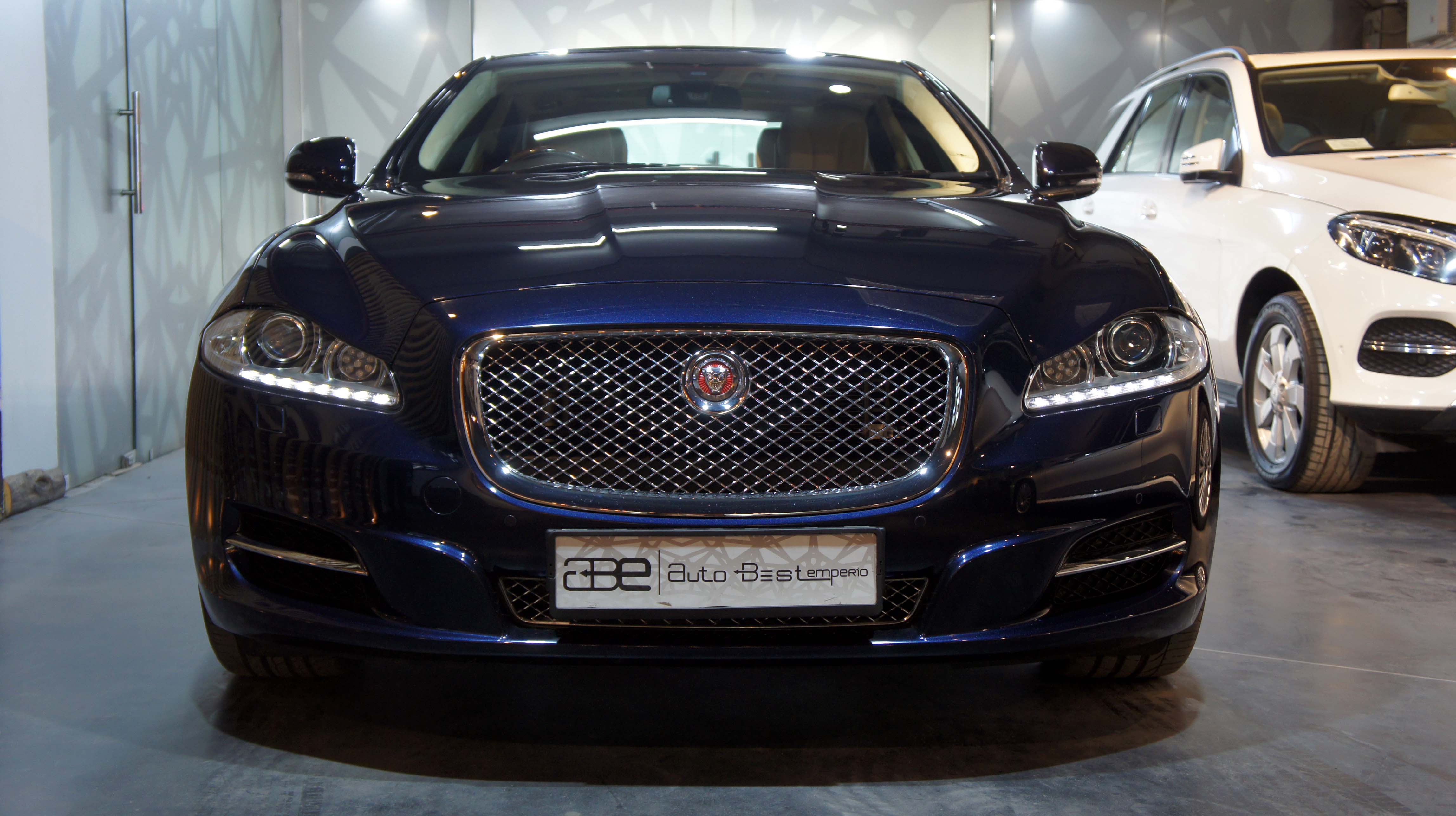 Jaguar XJL 3.0 PORTFOLIO