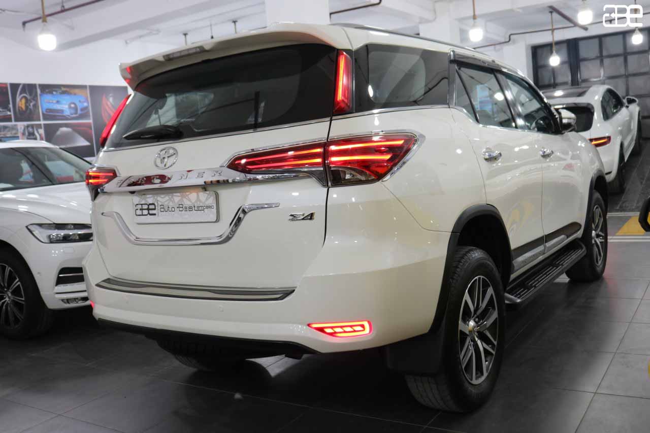Toyota Fortuner 4x4 A T 16 Buy Used Toyota In Delhi At Best Price Abe