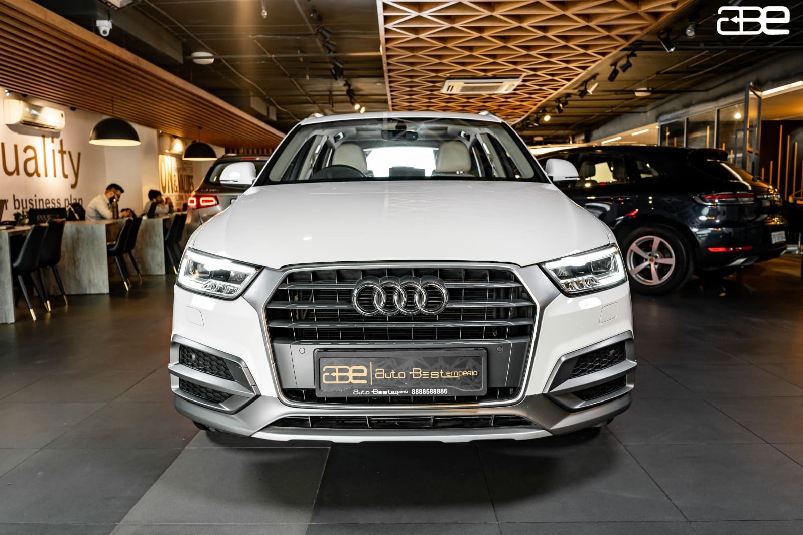 Audi Q3 30 TFSI PREMIUM PLUS