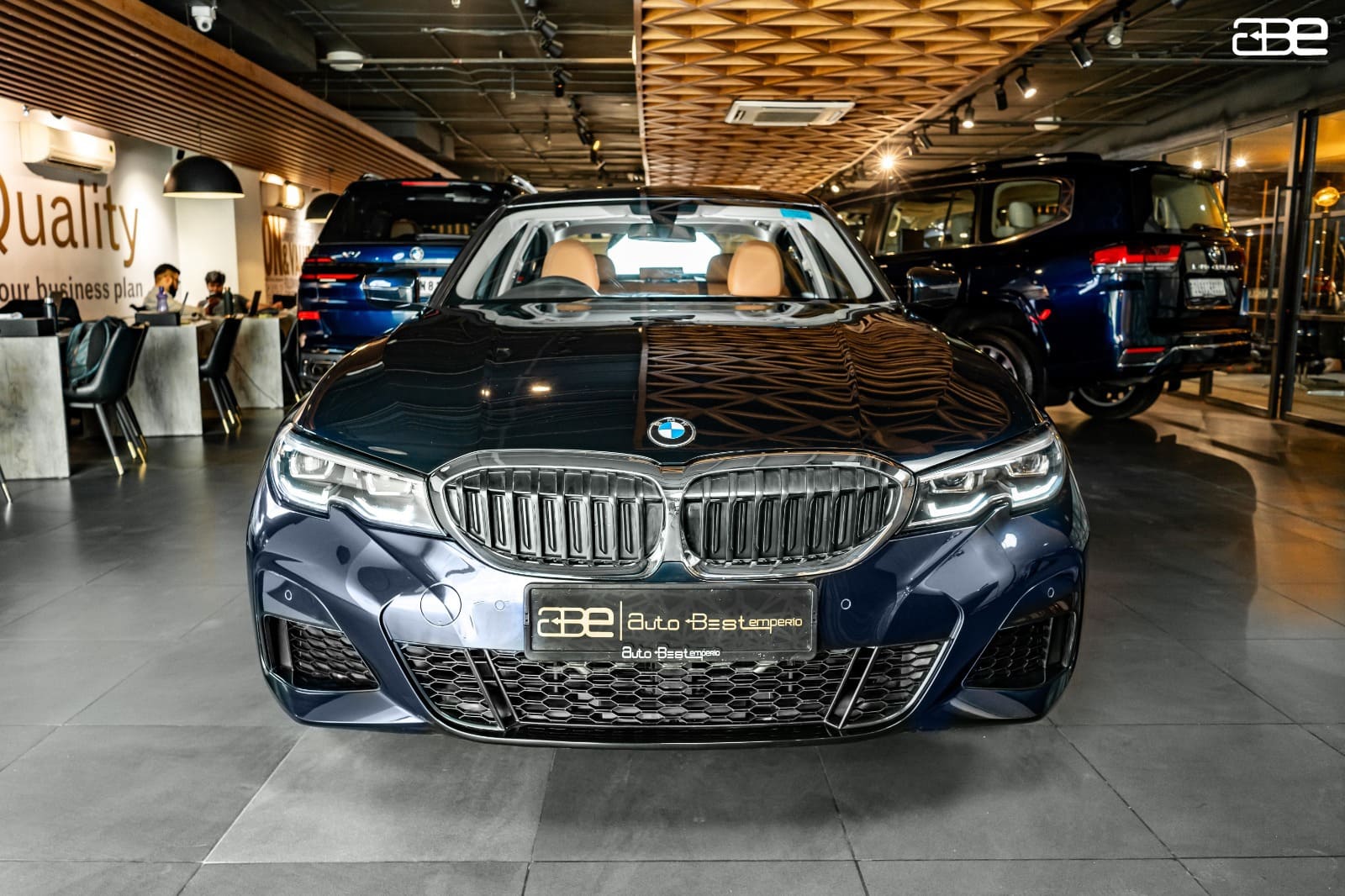 BMW 330Li M-SPORT