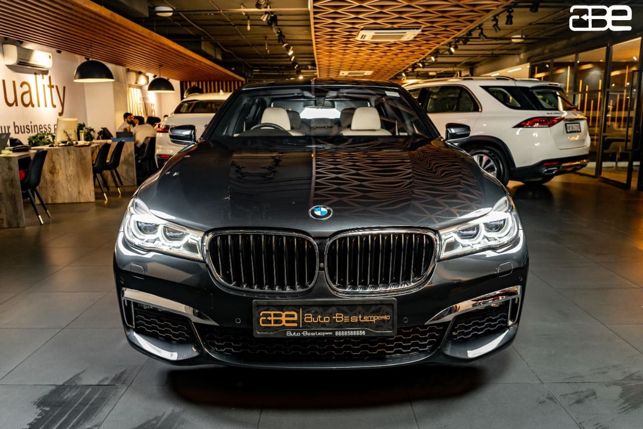 BMW 7 Series 730LD M-SPORT