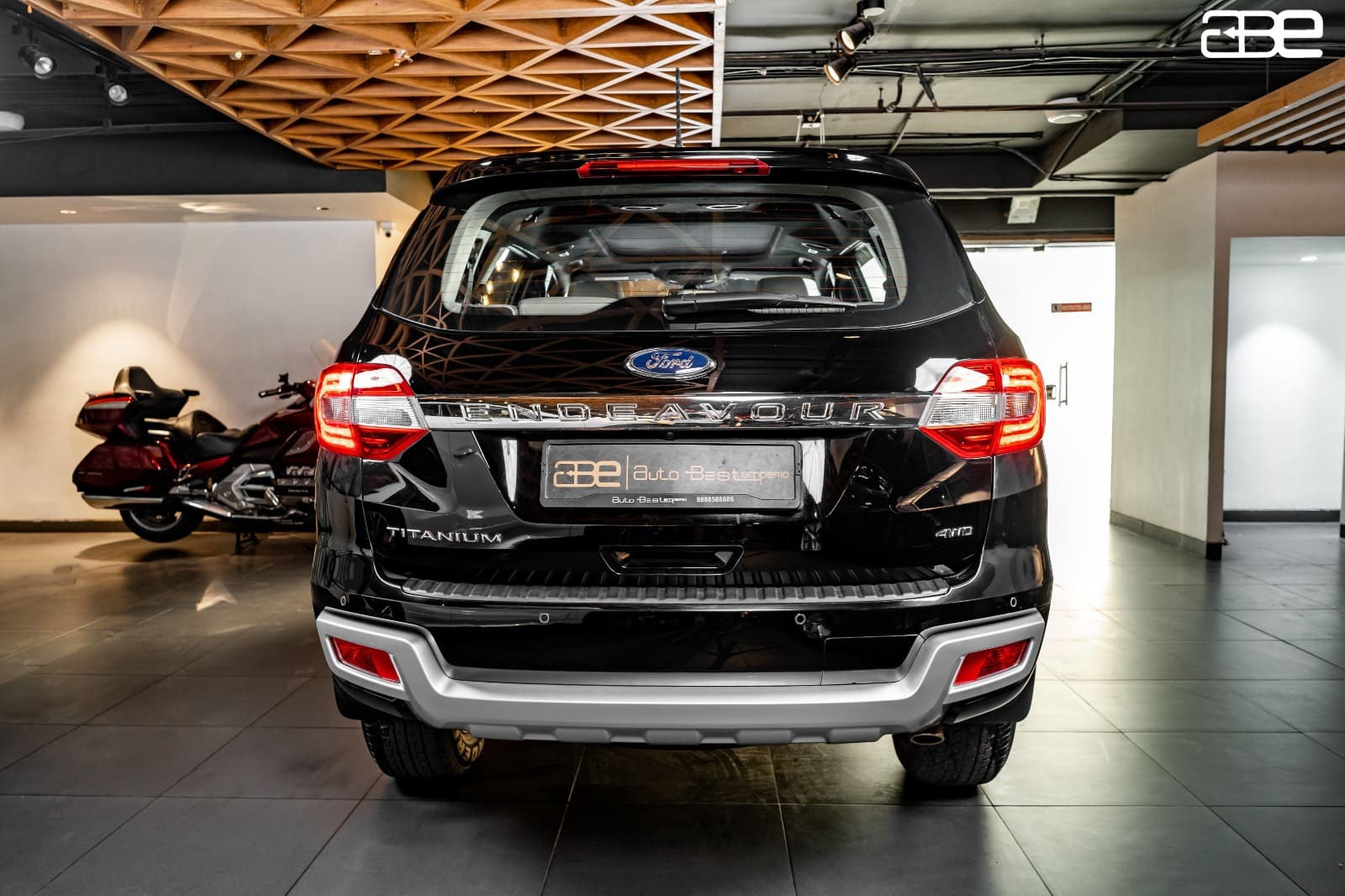 Pre Owned Ford ENDEAVOUR TITANIUM PLUS 4*2 AT