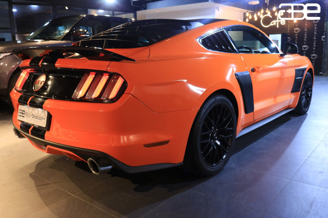 Ford Mustang GT V8 5.0 L 756 - Orange with Black Interior I AutoBest