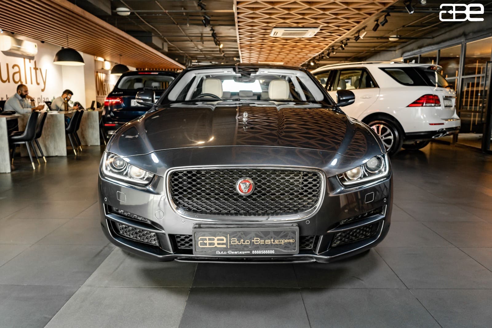 Jaguar XE PRESTIGE