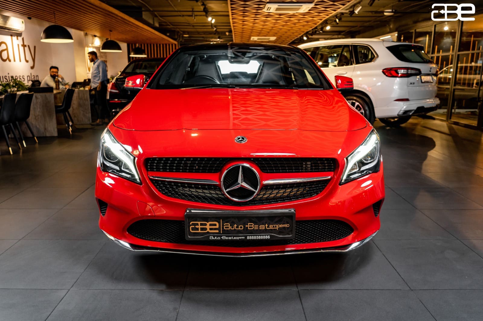 Mercedes-Benz CLA-200 SPORTS