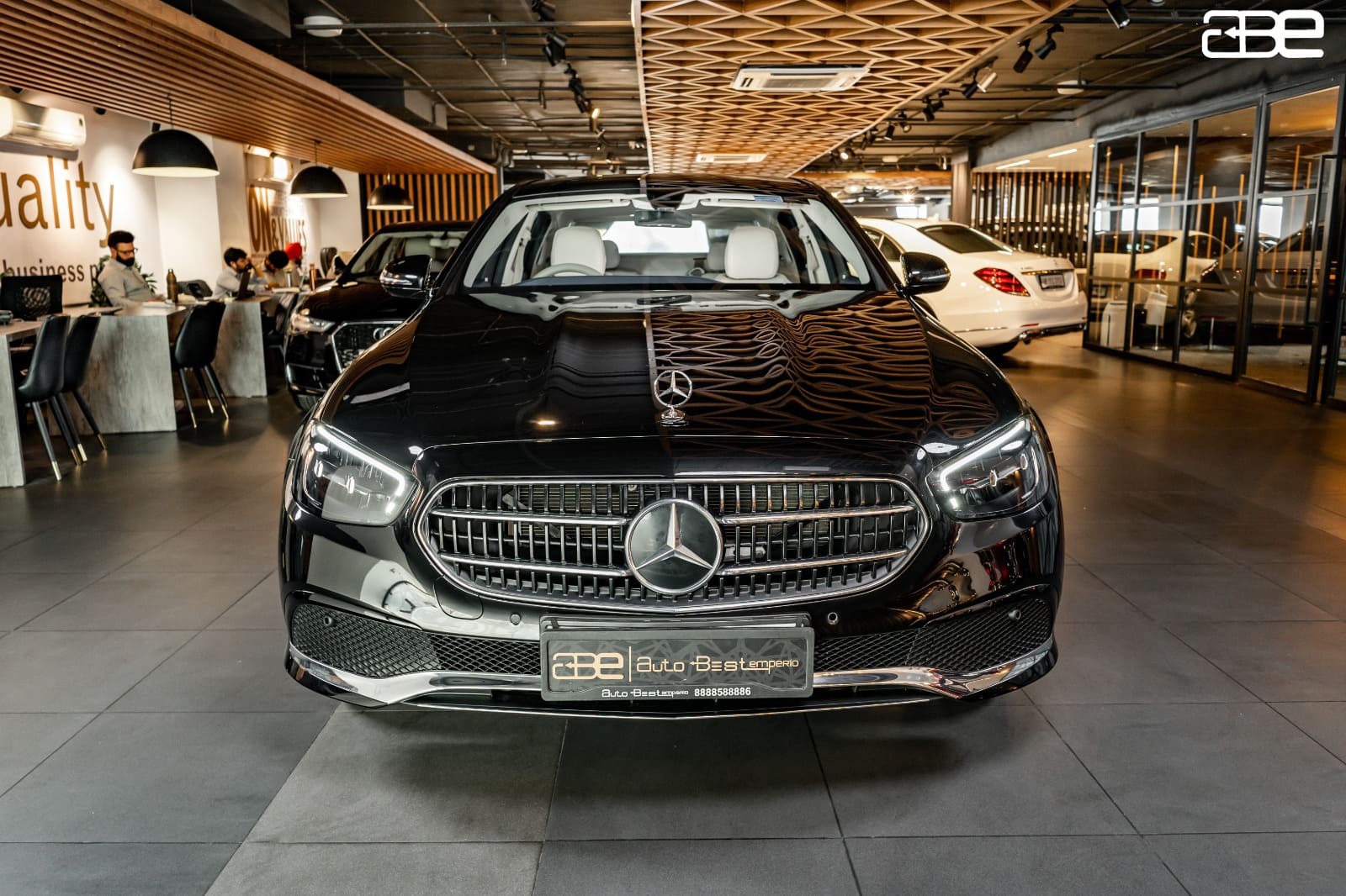 Mercedes-Benz E-Class E 200 EXCLUSIVE