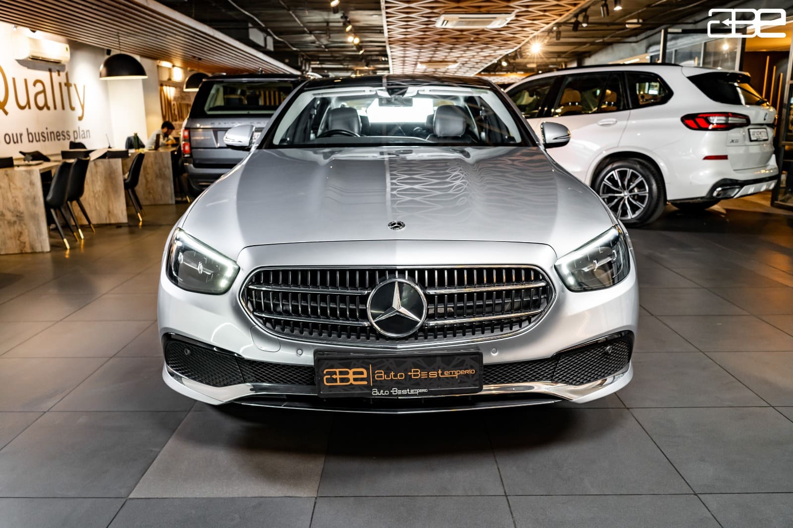 Mercedes-Benz E-Class E 220D EXCLUSIVE