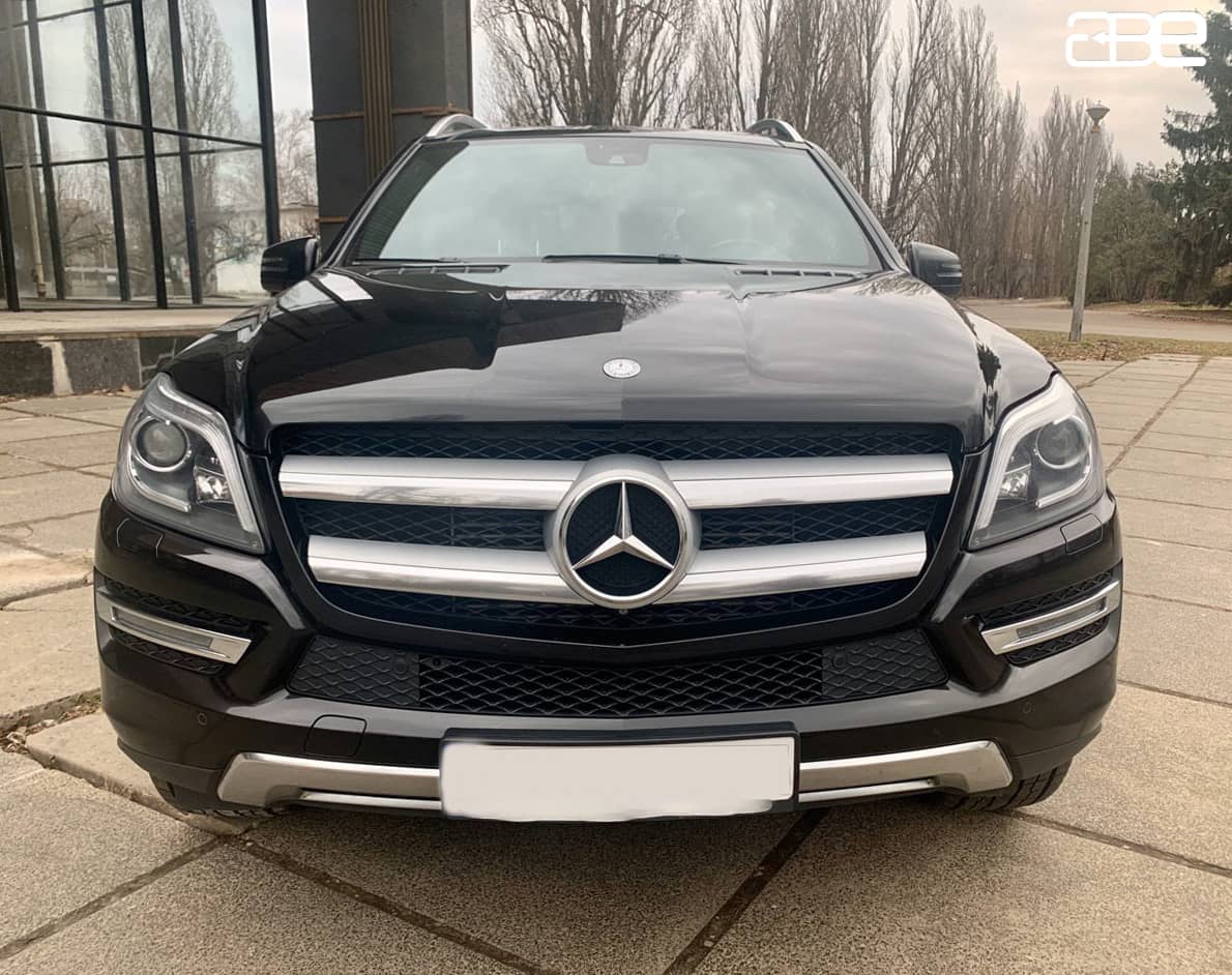 Mercedes-Benz GL 350D (4-MATIC)