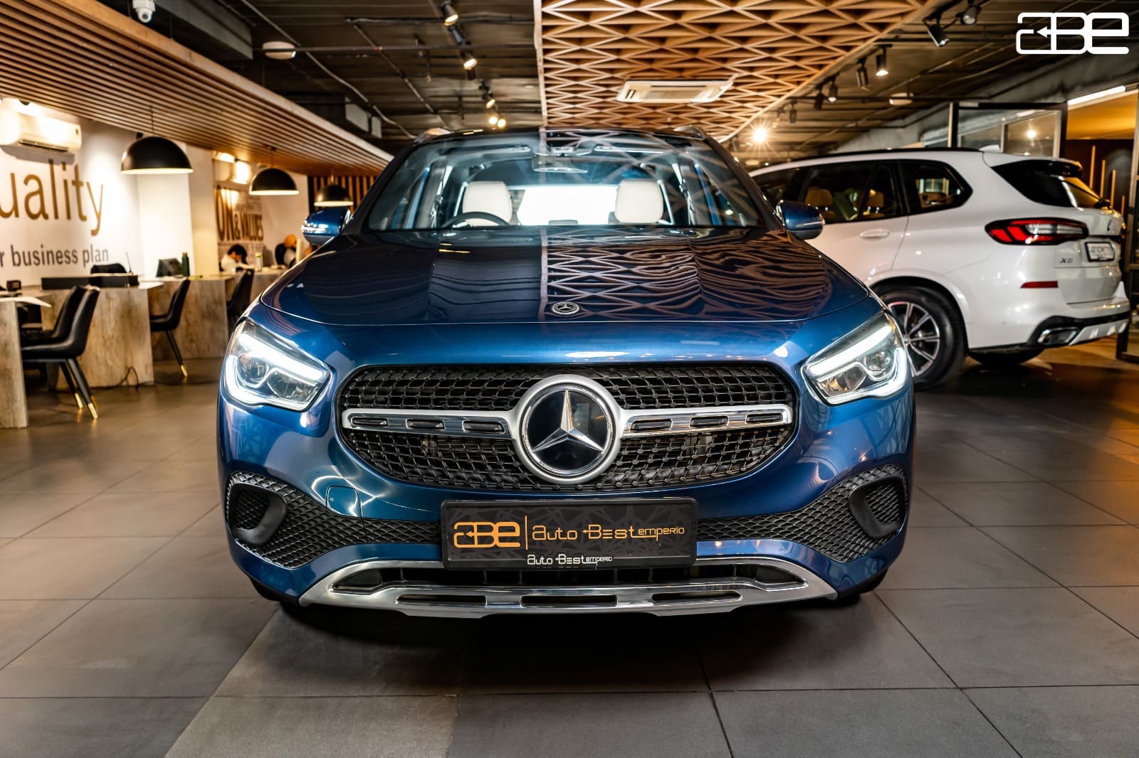 Mercedes-Benz GLA 200