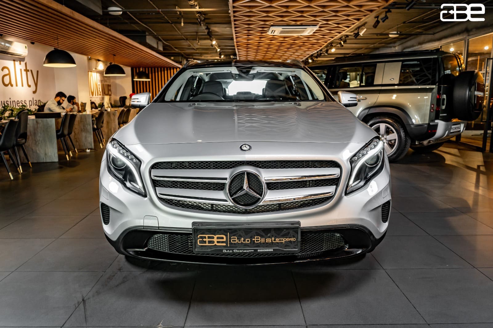 Mercedes-Benz GLA 200D