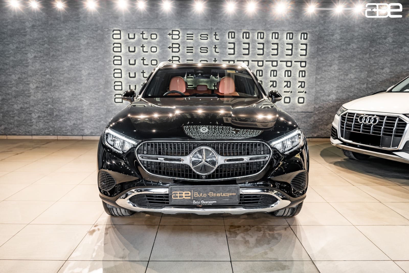 Mercedes-Benz GLC-220D 4-MATIC