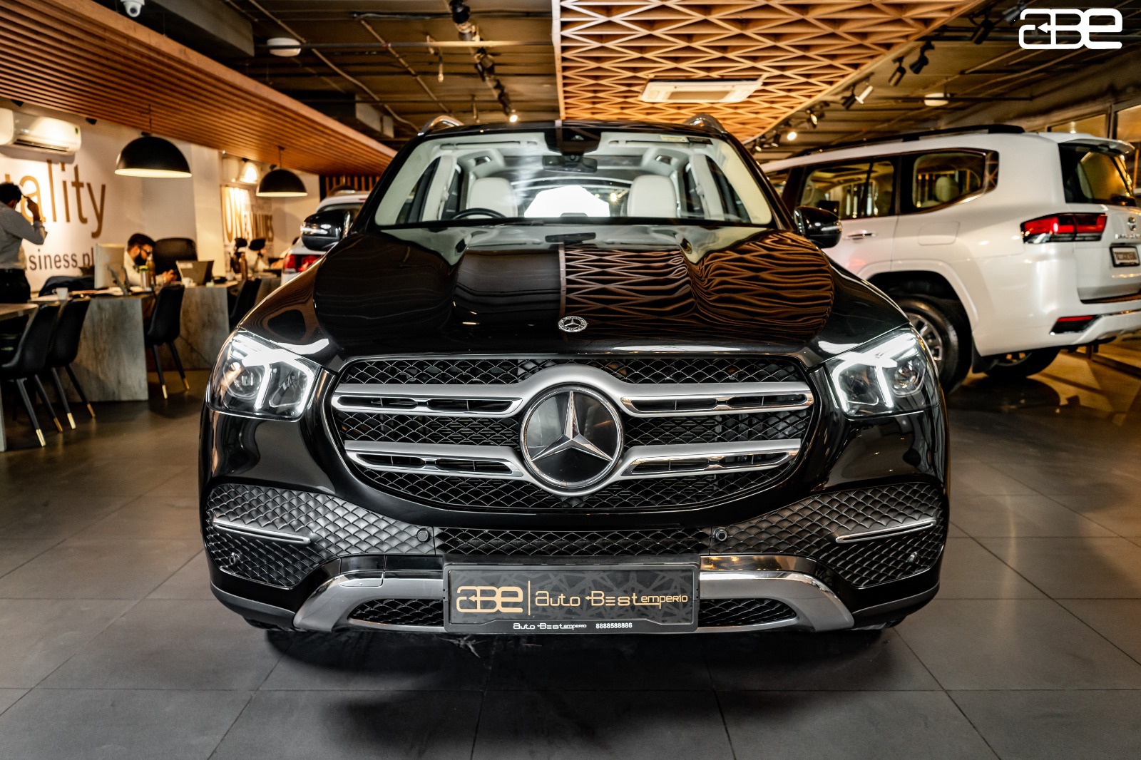 Mercedes-Benz GLE 300D 4-MATIC