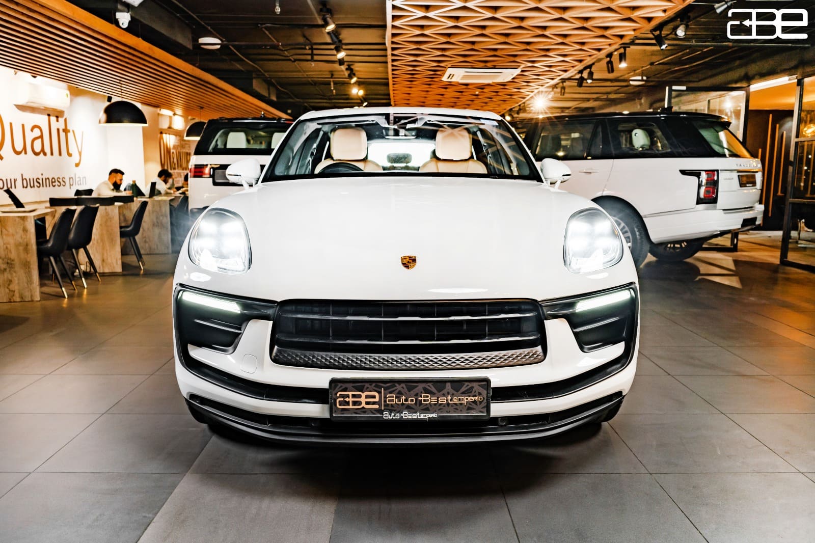 Porsche Macan 2.0L