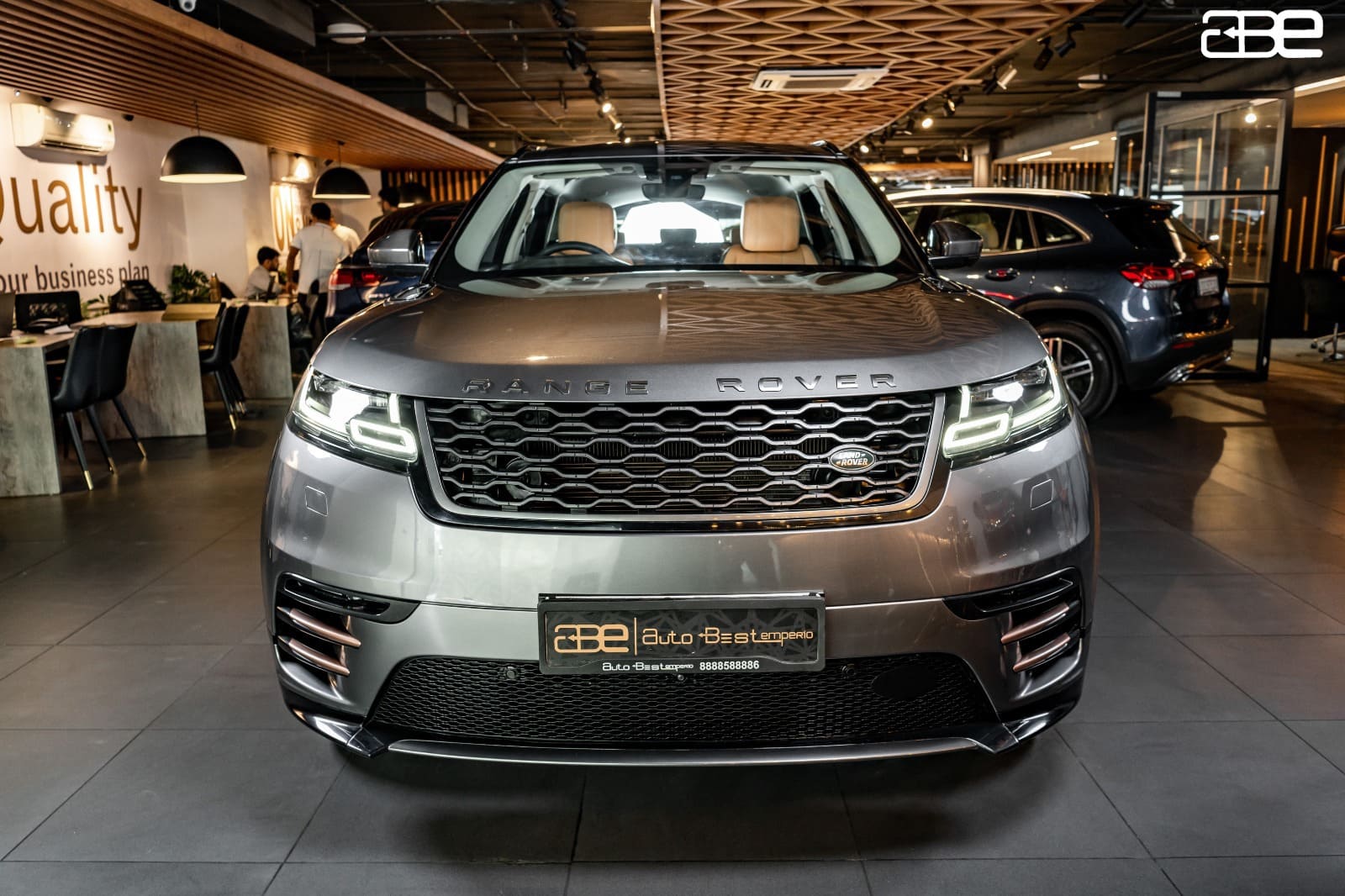 Range Rover Velar HSE R-DYNAMIC