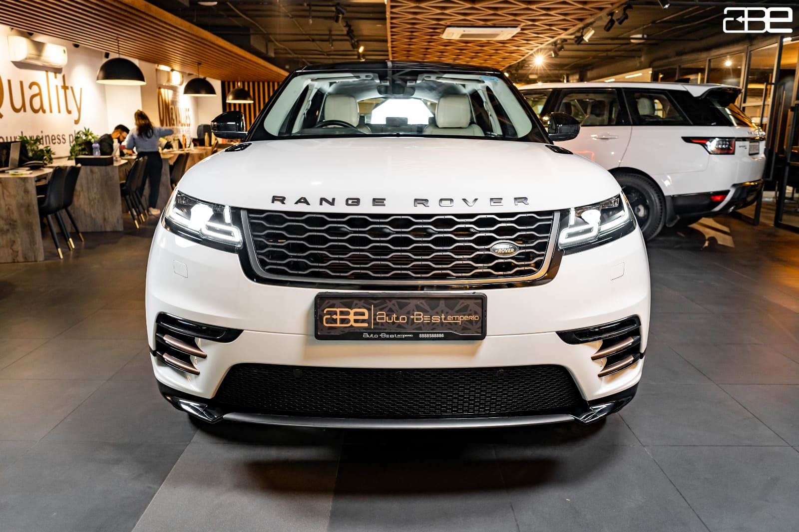 Range Rover Velar R-DYNAMIC HSE