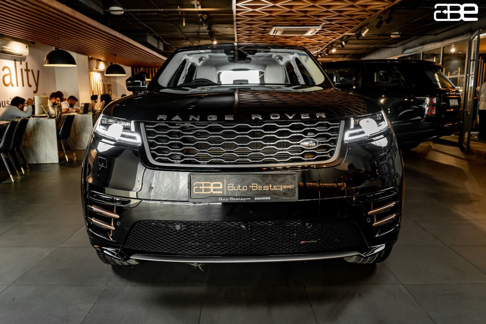 Range Rover Velar S R-DYNAMIC