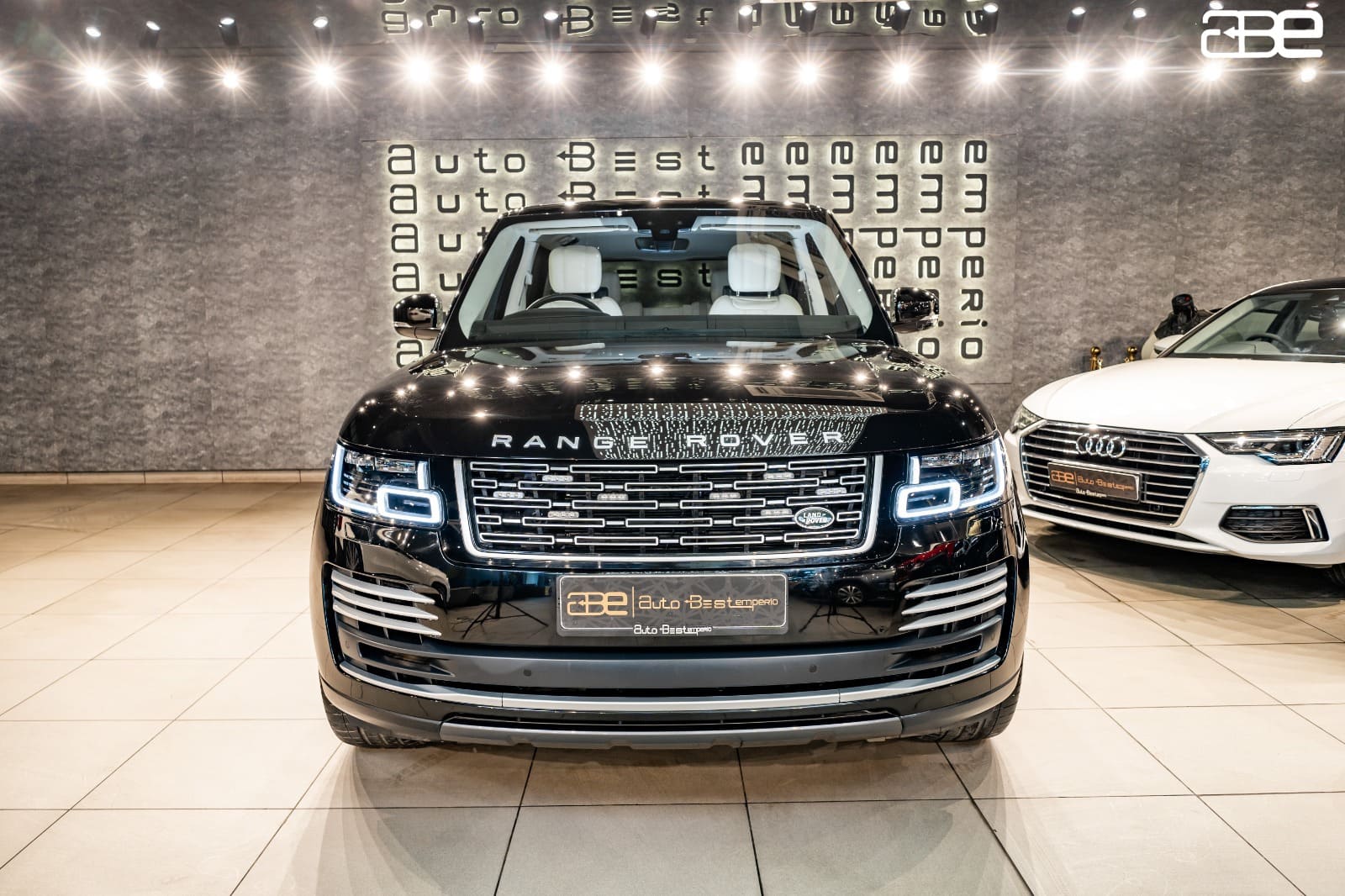 Range Rover VOGUE LWB 3.0L