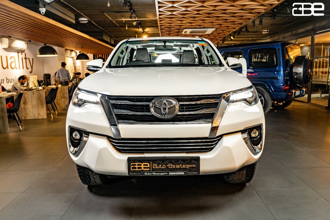 Buy White PreOwned Toyota Fortuner 4.2 MT 2.8L ABE