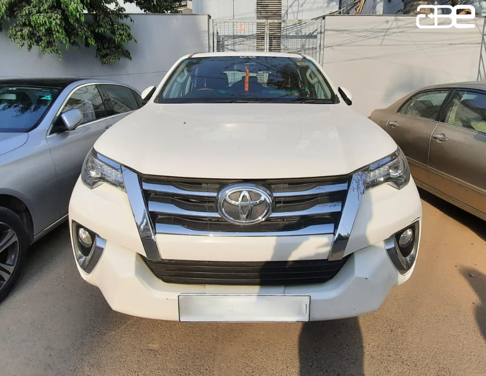 Toyota Fortuner 4*2 MT