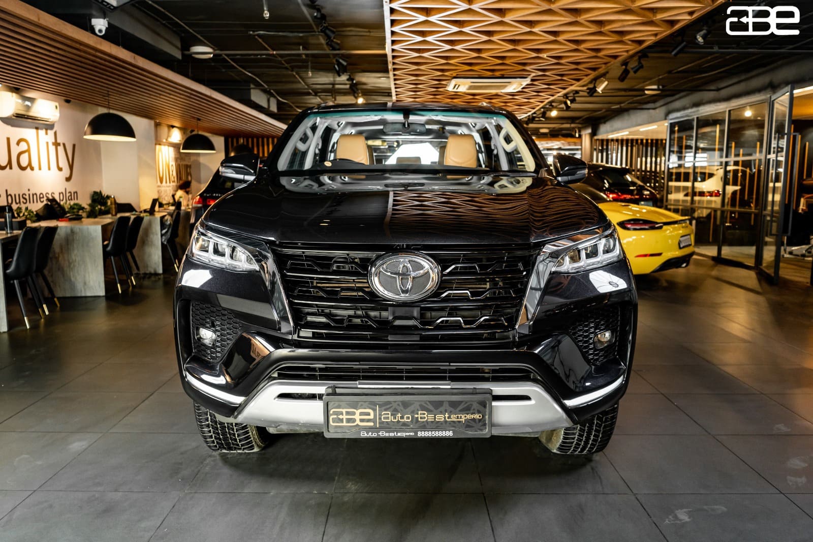 Toyota Fortuner 4*4 A/T