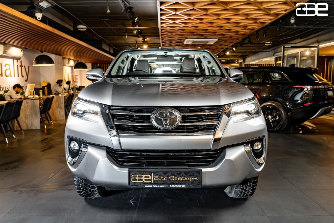 Toyota Fortuner 4X2 A/T