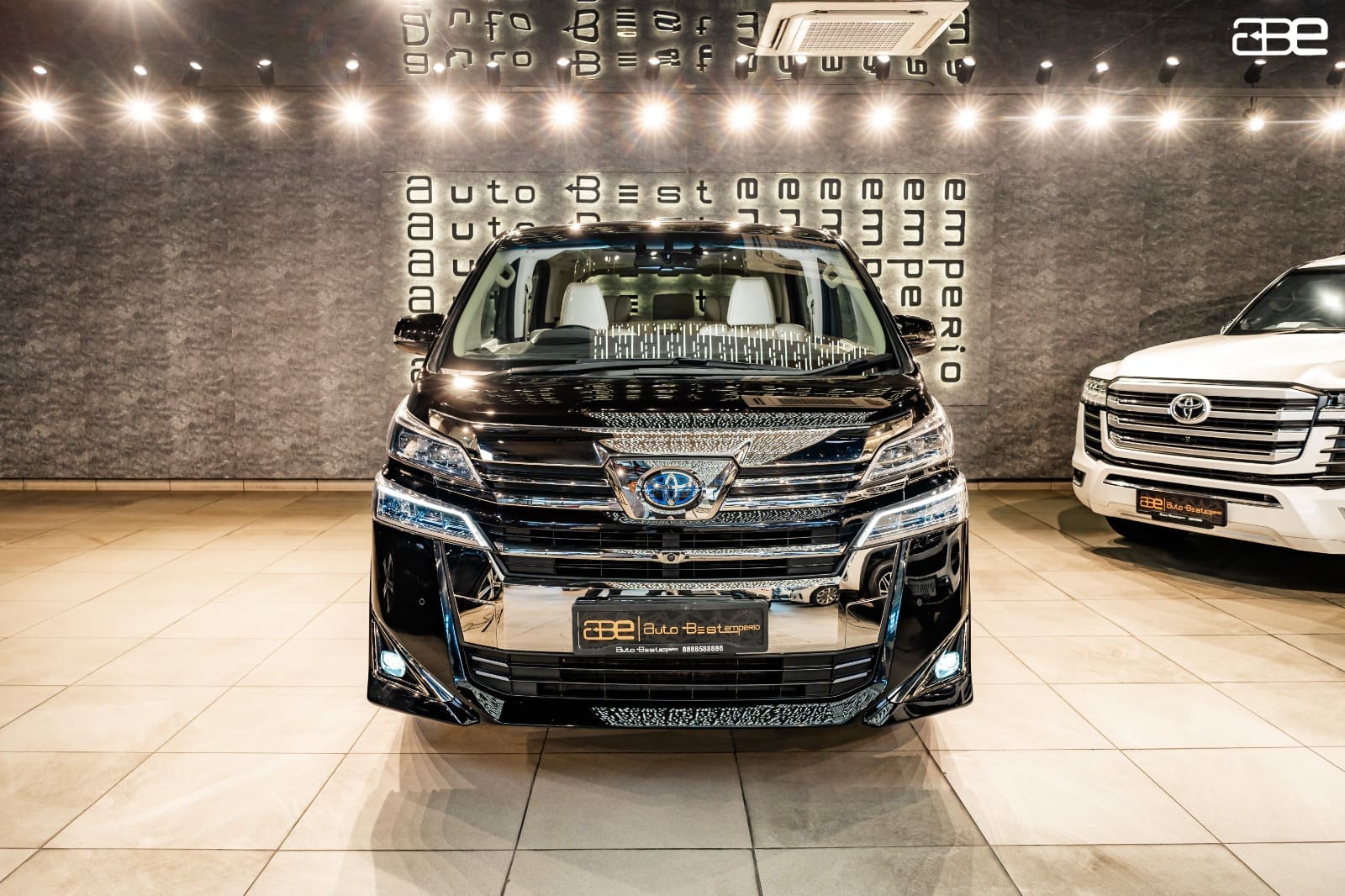 Toyota VELLFIRE EXECUTIVE LOUNGE